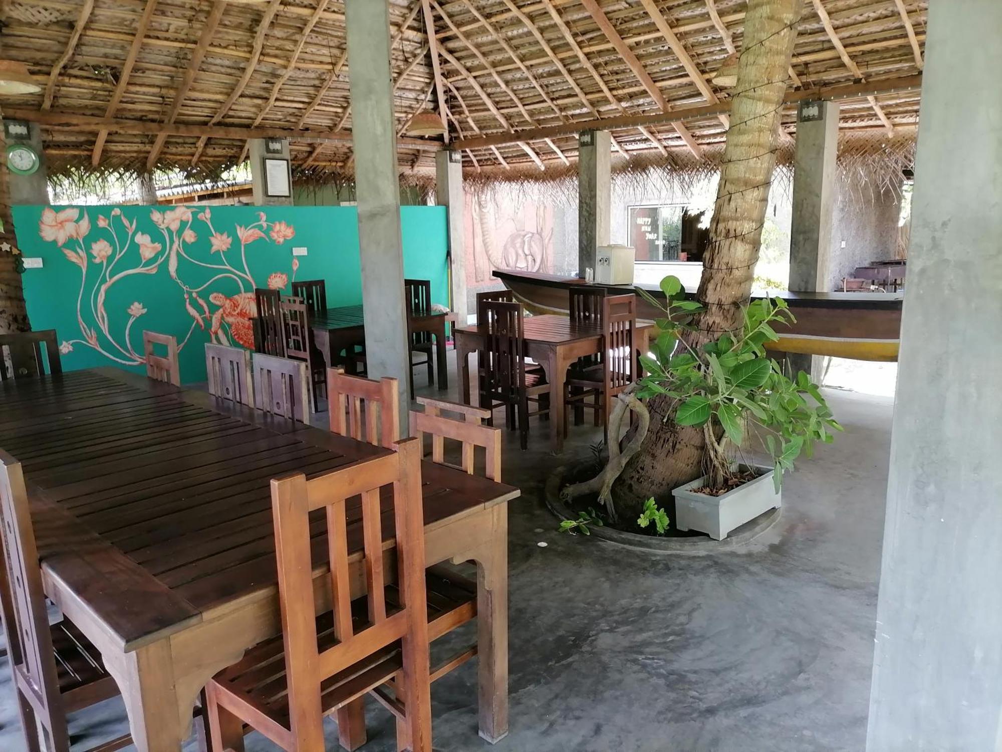 Werala Beach Resort คัลพิทิยา ภายนอก รูปภาพ