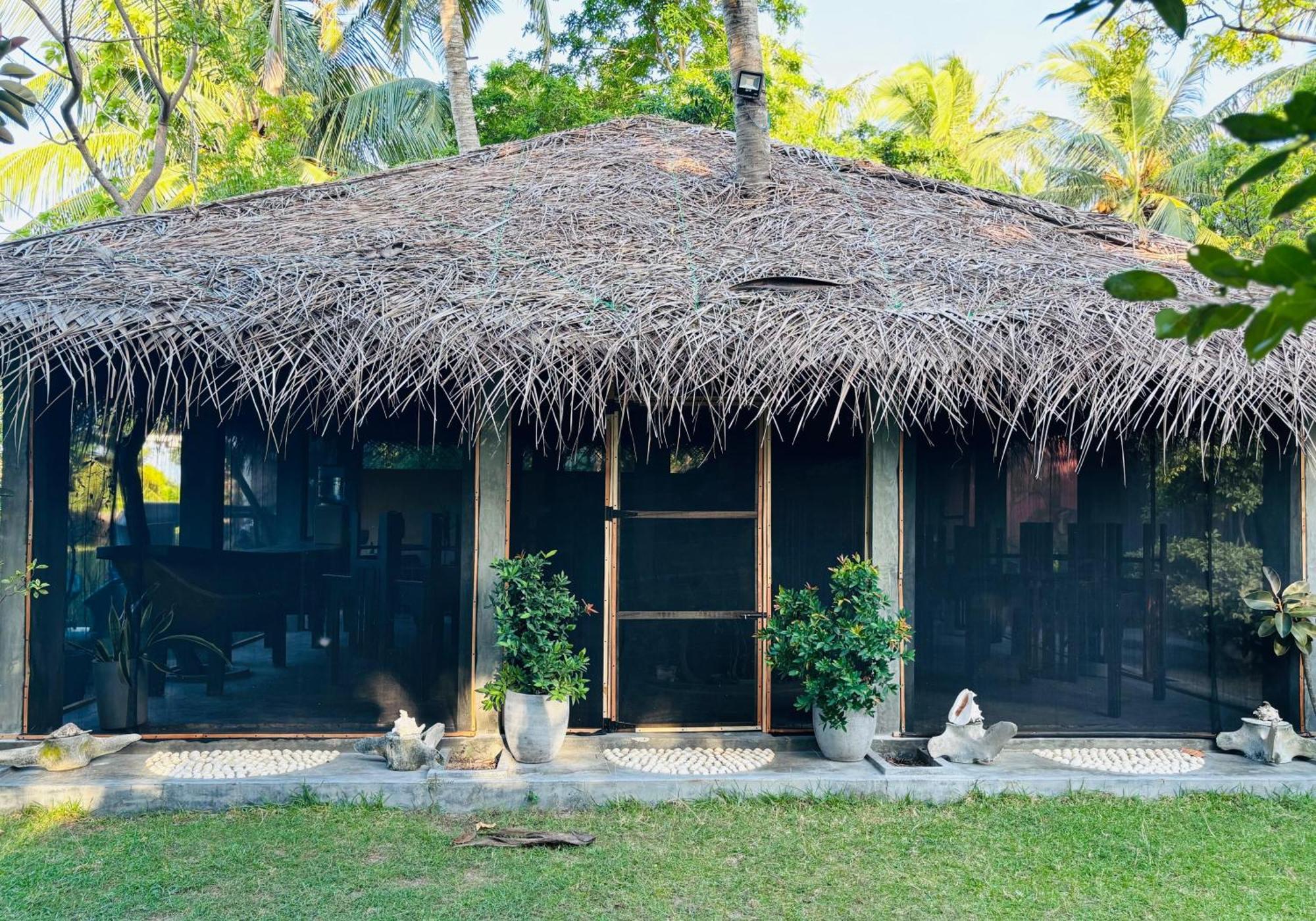 Werala Beach Resort คัลพิทิยา ภายนอก รูปภาพ