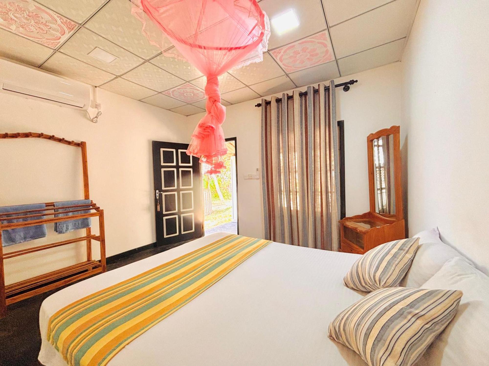 Werala Beach Resort คัลพิทิยา ภายนอก รูปภาพ