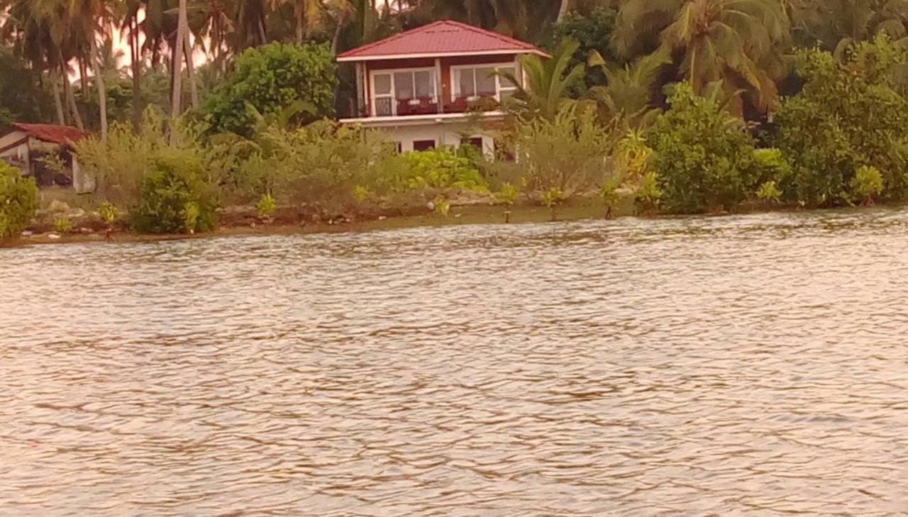 Werala Beach Resort คัลพิทิยา ภายนอก รูปภาพ